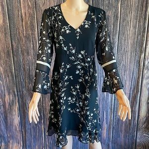 Tan and Black and beige floral dress size 8 Taylor flowy summer